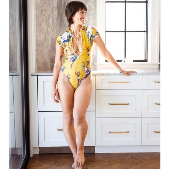 NWT! OLIVE Surf The Bri One Piece Meduse Swimsuit - XS - Picture 14 of 14